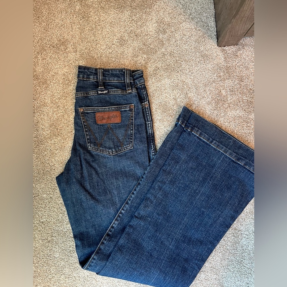 Wrangler Women's Retro High Rise Trouser Jean